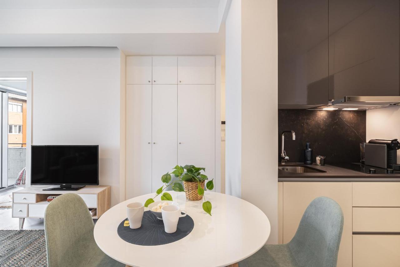 Succeed Campo Pequeno Apartments リスボン エクステリア 写真